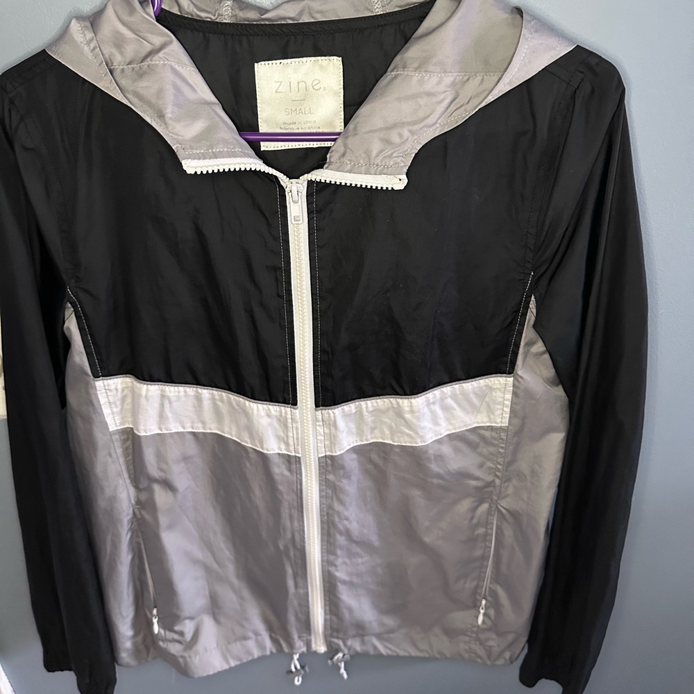 Zumiez ZINE windbreaker
